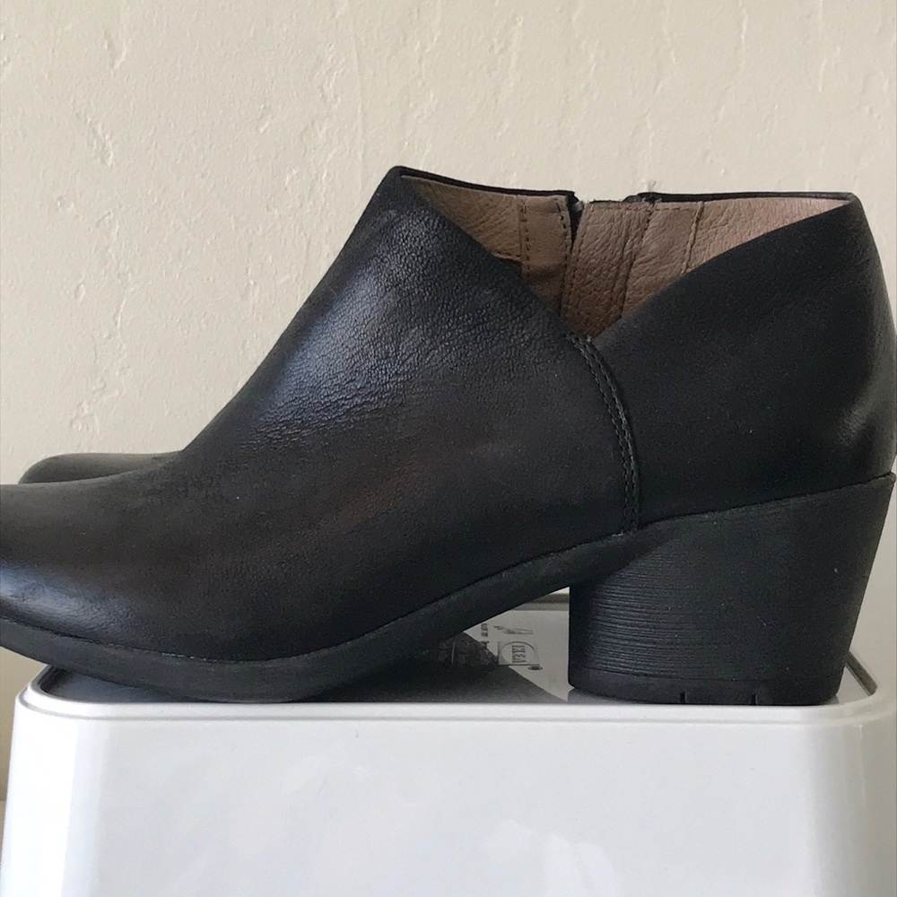 Dansko Raina bootie Black Leather Size 38
